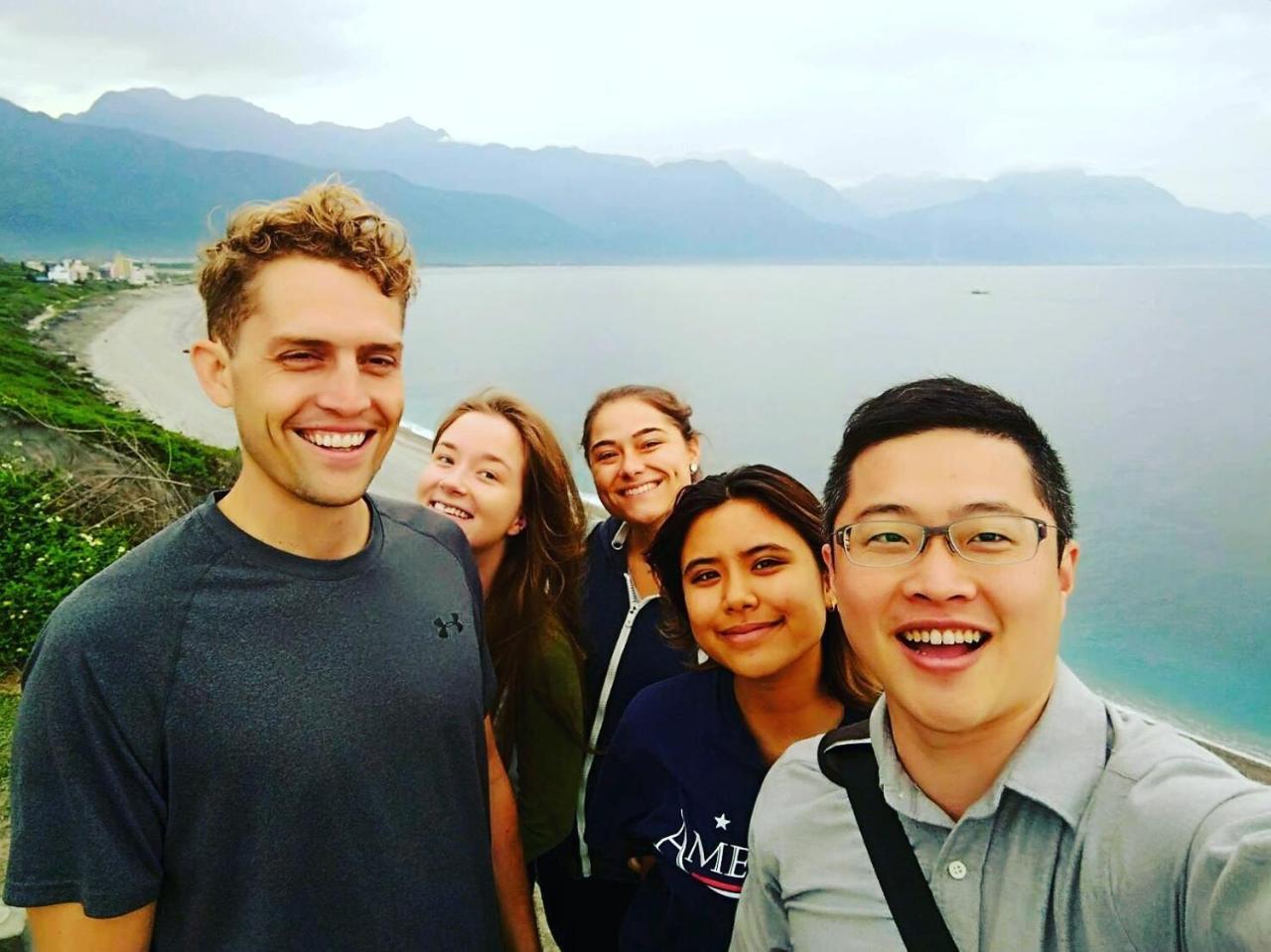 World Inn 窩二樓小客棧民宿 Hualien City Εξωτερικό φωτογραφία